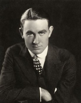 Owen Moore Photo