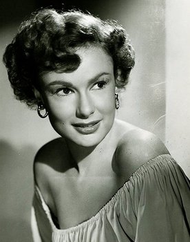 Suzanne Dalbert as Margo Wayne