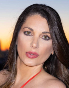 Valeria Degenaro