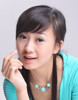 Li Wenting as Female Prisoner