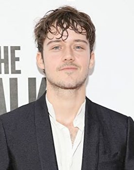 César Domboy as Tom