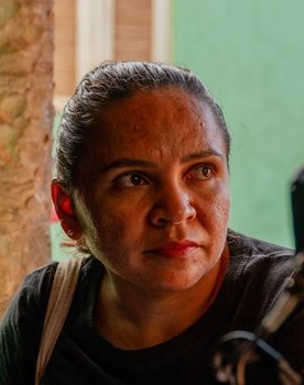 Juliana Bezerra as Irmã de Duda