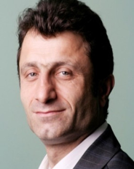 İsrafil Köse as Ersin