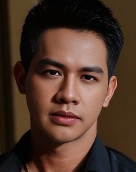 Nok Panupong Banphan as 