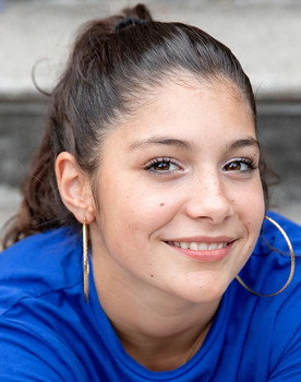 Jeanne Lamartine as Anne-Karine