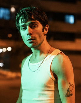 Quim Ribaudi as Óscar