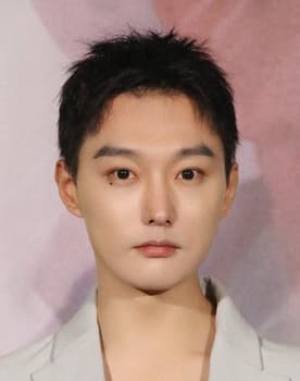 Li Zhuoyang