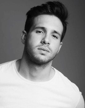 Damien Lauretta as Clément / Alex
