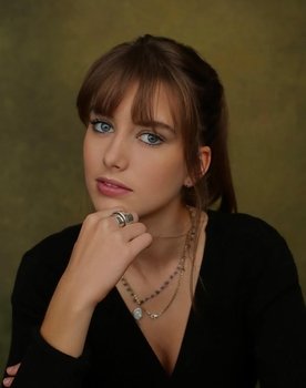 Zoe Brough Zoe Brough