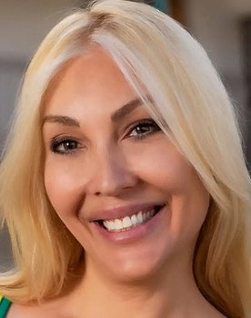 Christina Rapado