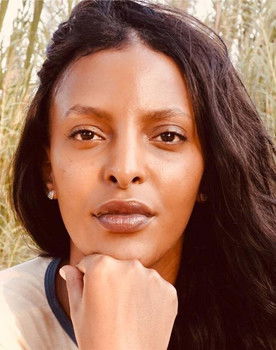 Heli Amresh Sanka as Leni