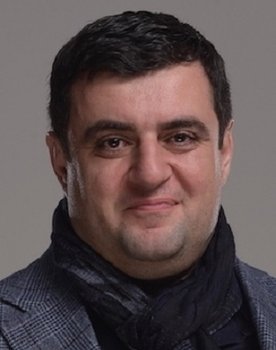 Binke Anisimov as drug Kazbeka