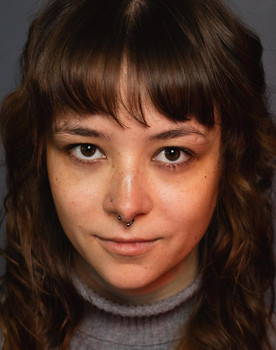Grace Jane Marengo as Joan Richmond