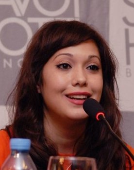 Mariela Vitale as 