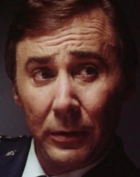 Mark Paskos as Maj. Gen. Barret