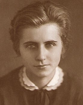 Grete Mosheim as 
