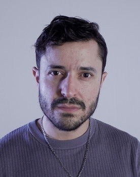 Galo Sotres as Jorge González