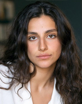 Barbara Chanut as Sofia