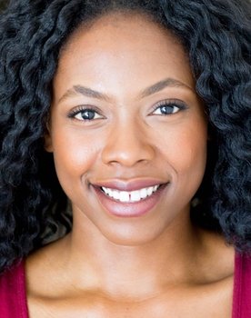 Iesha Rochelle as Simone