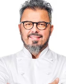 Donato de Santis as Jurado
