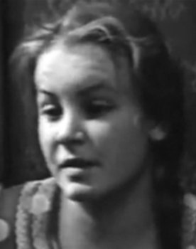 Lena Kolysheva as Оля дочь Веры Дмитриевны