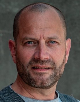 Morten Bo Koch as Frederik Hartmann