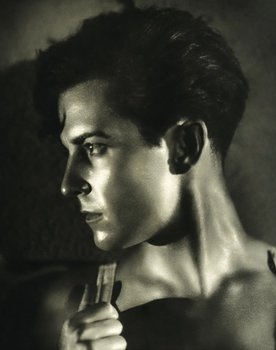 Ramon Novarro as Joel Shore