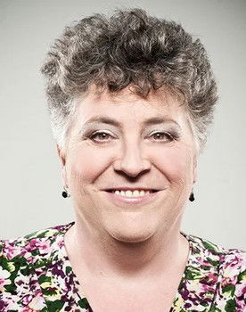 Pía Uribelarrea as Yaya