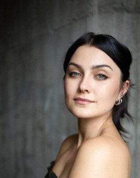 Lisa Tredoux as Sarah
