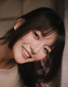 Manasikarn Puapankitcharoen as Gina