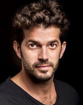 Shlomi Tapiaro