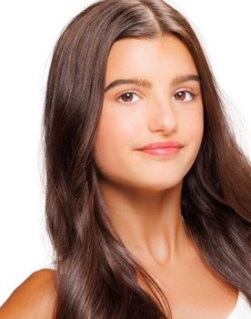 Ella Kaminski as Emily