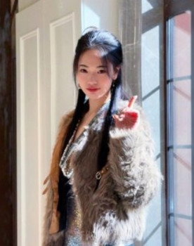 Qiu Tongtong as Shu Fei