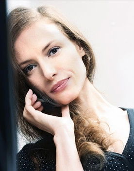 Vida Breže as Tanya