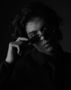 Michael Simon Russell as Ben