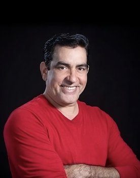 Phillip Rodríguez as Violador #1