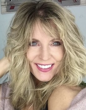 Tracey Tischler as Steven's Wife