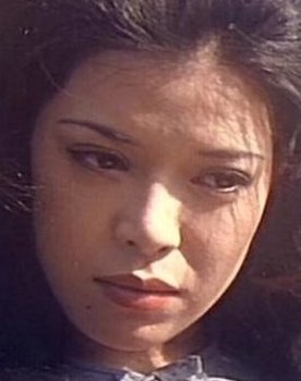 Naomi Oka as Shinako