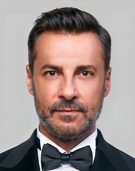 Barış Kılıç as Berk