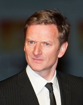 Michael Kessler as Steve Henderson