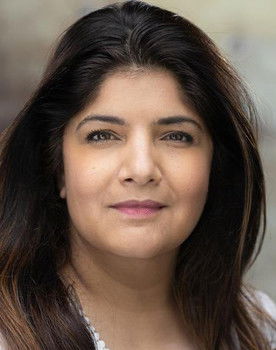 Melissa Advani as Amanda