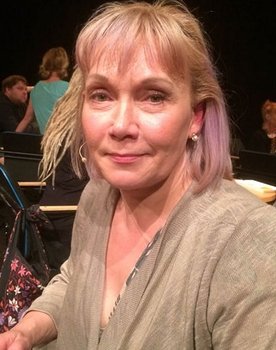 Katariina Kuisma as Hellä Lehmus