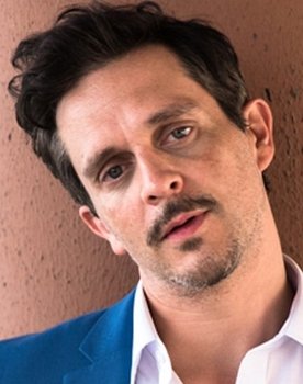 Rodrigo Mostreiro as 