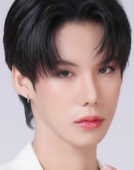 Natthapong Katthajan as Korn