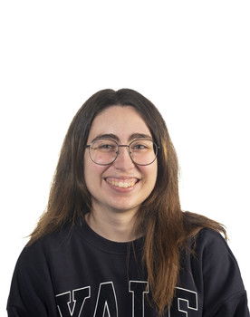 Paula Corrales as Camarera