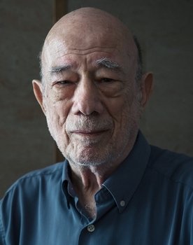 Los Kalatrava contra el imperio del karate