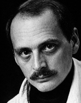 Oleg Bychkov as Михаил