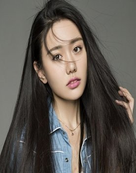 Mu Qiao as 