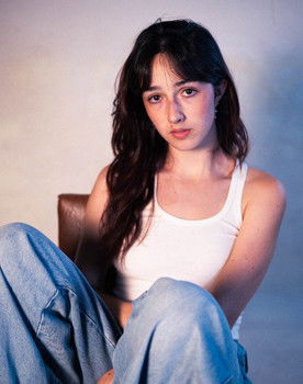 Marta Romal as Carolina