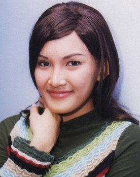 Sukma Ayu as Viona
